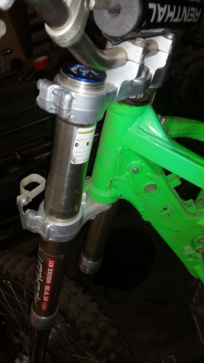 Splitfire 9902 kx125 pc kyb kit forks and shock blue caps 46mm800