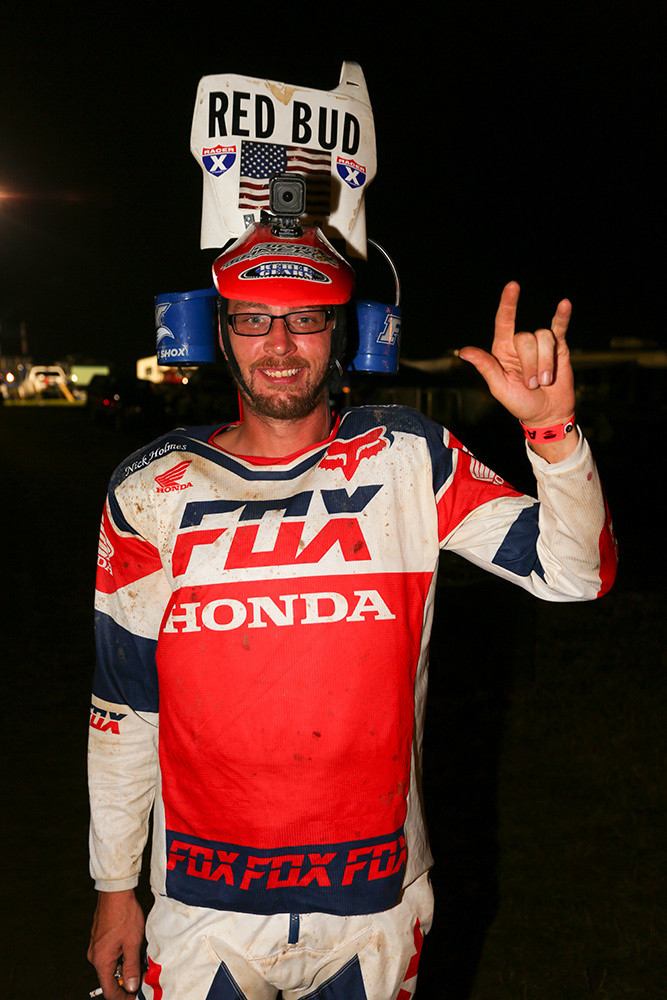 No, that's not a hat. Yes, it's a front fender.