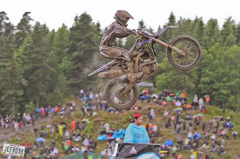 IMAGE: http://p.vitalmx.com/photos/users/448/photos/60437/s780_144644953.PJ1K72fn.IMG_4005.jpg?1341930255