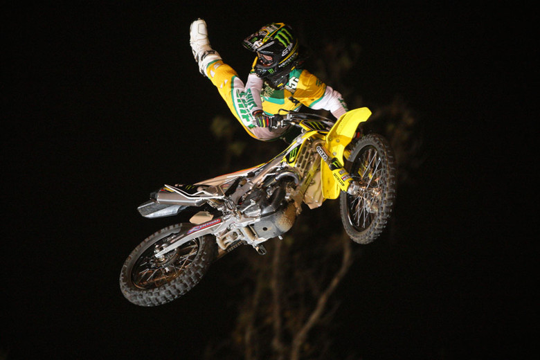 twitch dirt bike