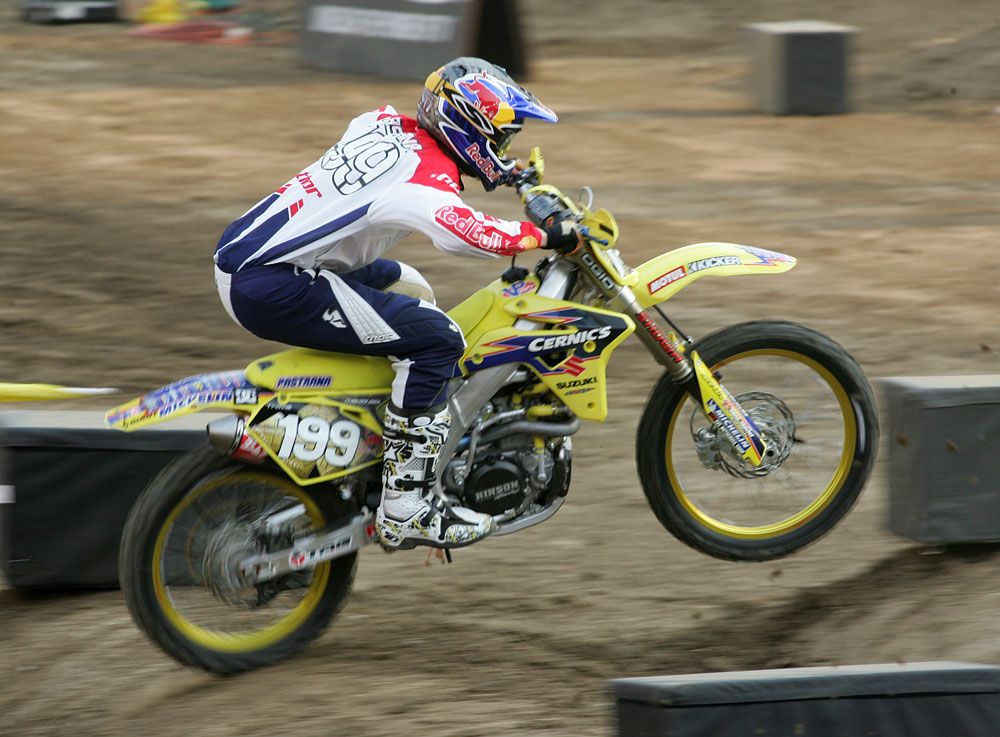 travis pastrana dirt bike