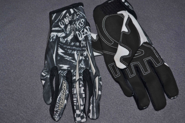 Riding gear for sale For Sale/Bazaar Motocross Forums / Message