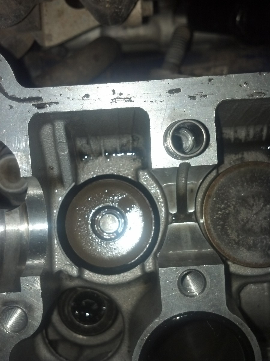 Valve spring retainer hitting exhaust tappet. Tech Help/Race Shop Motocross Forums / Message