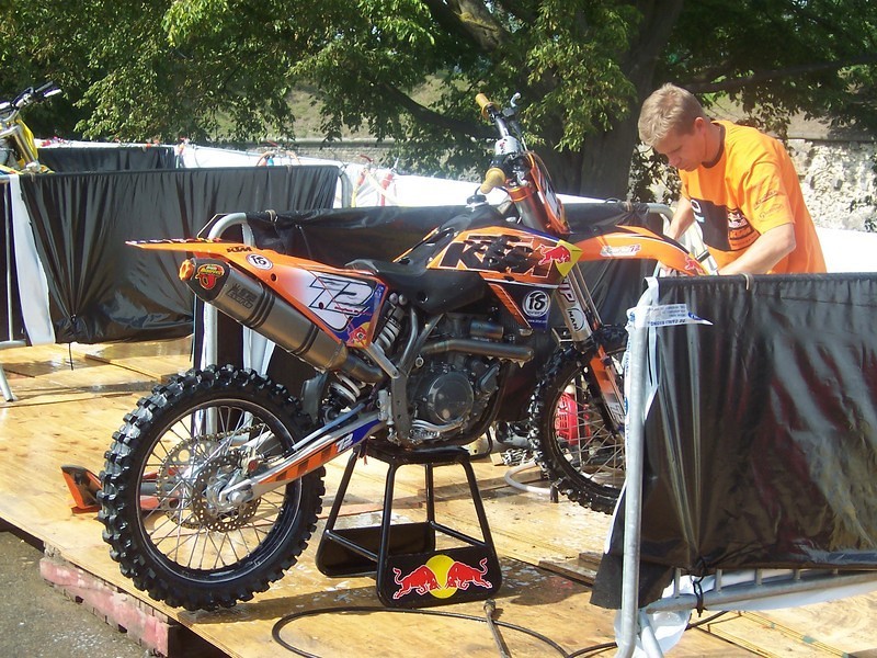 ktm motocross dealers uk