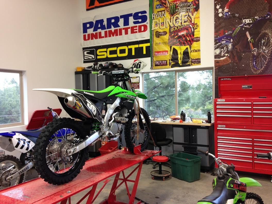 Building the new Moto garage - Moto-Related - Motocross Forums