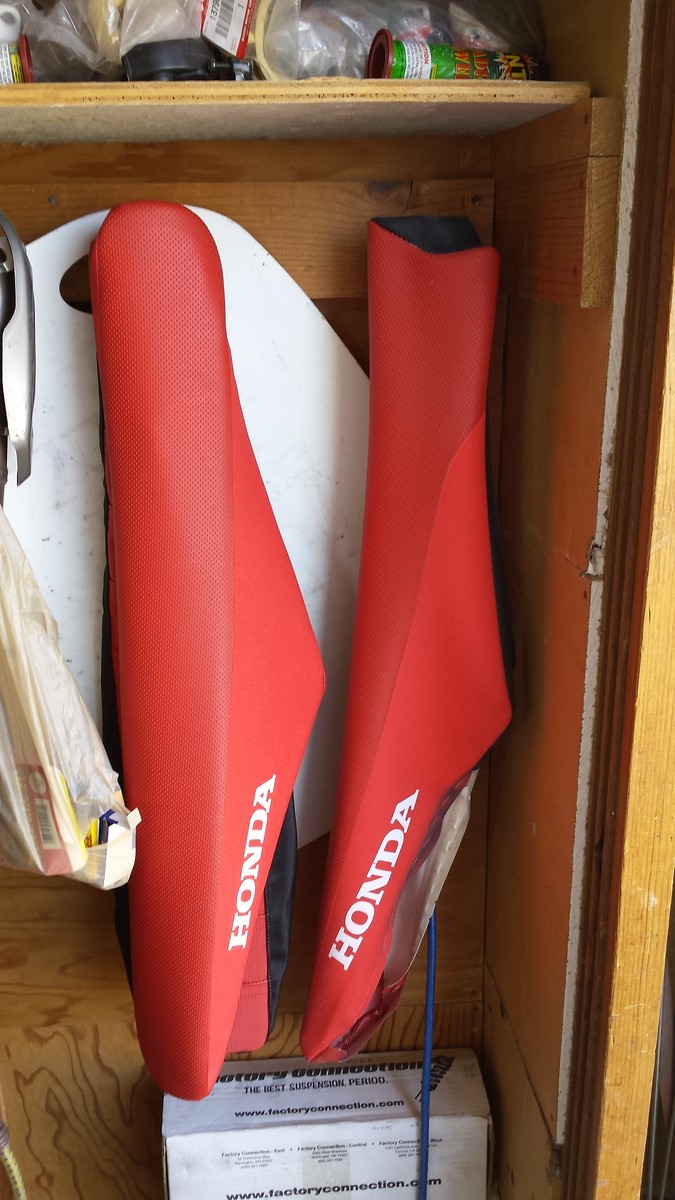 crf250r seat cover