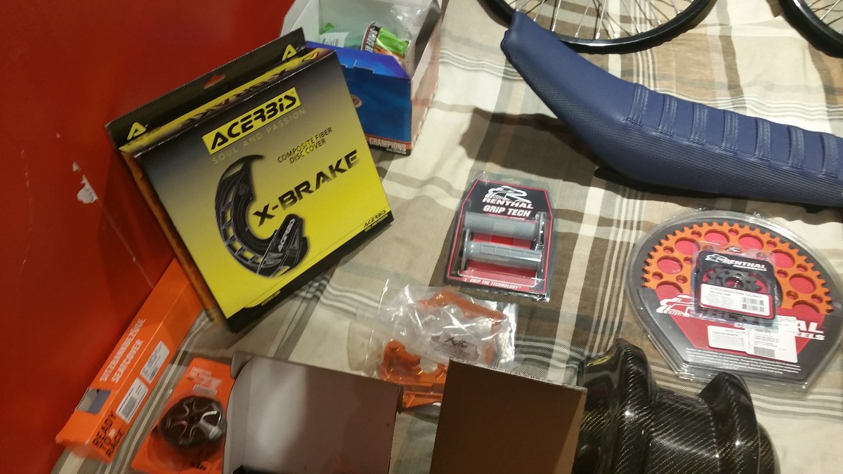 2016 Black cone valve forks and Trax shock Tech Help/Race Shop