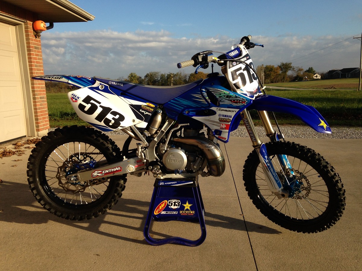 04 yz250 graphics