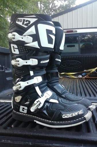 sg pro boots
