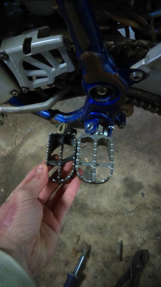 Got it(steel frame yz)/ spoke with wallet MotoRelated Motocross