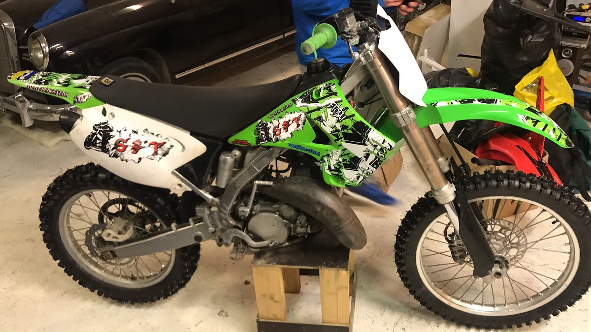 Kawasaki KX 125 Pro Circuit 2004 replica Bike Builds Motocross