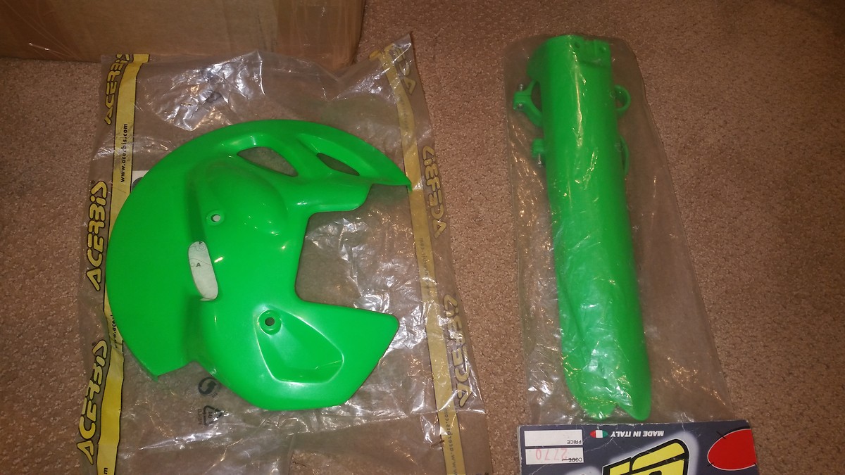 Kx 9902 flo disc guard and fork guards 100 shipped For Sale/Bazaar