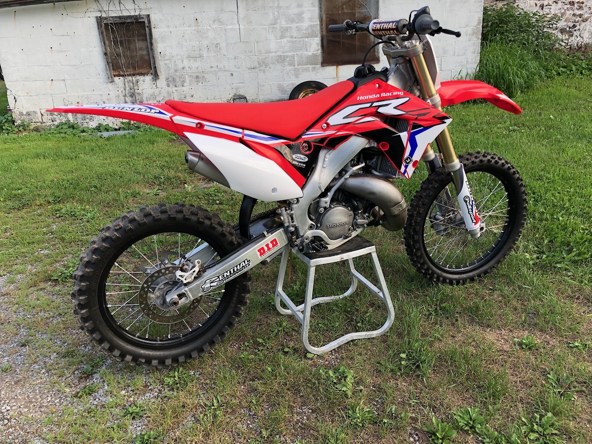 2004 Cr 125 R 3200 OBO For Sale/Bazaar Motocross Forums / Message