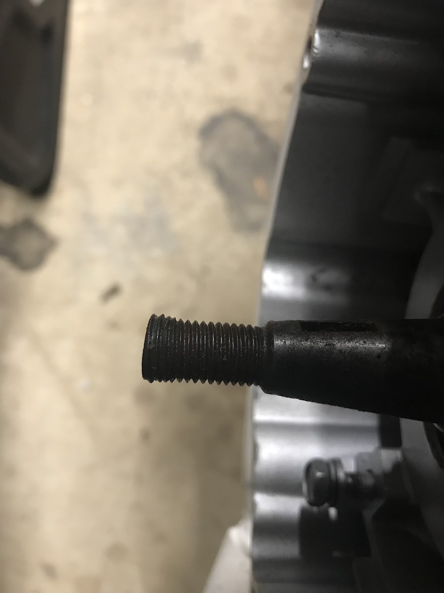 88 YZ250 flared thread on Crankshaft bolt Tech Help/Race Shop