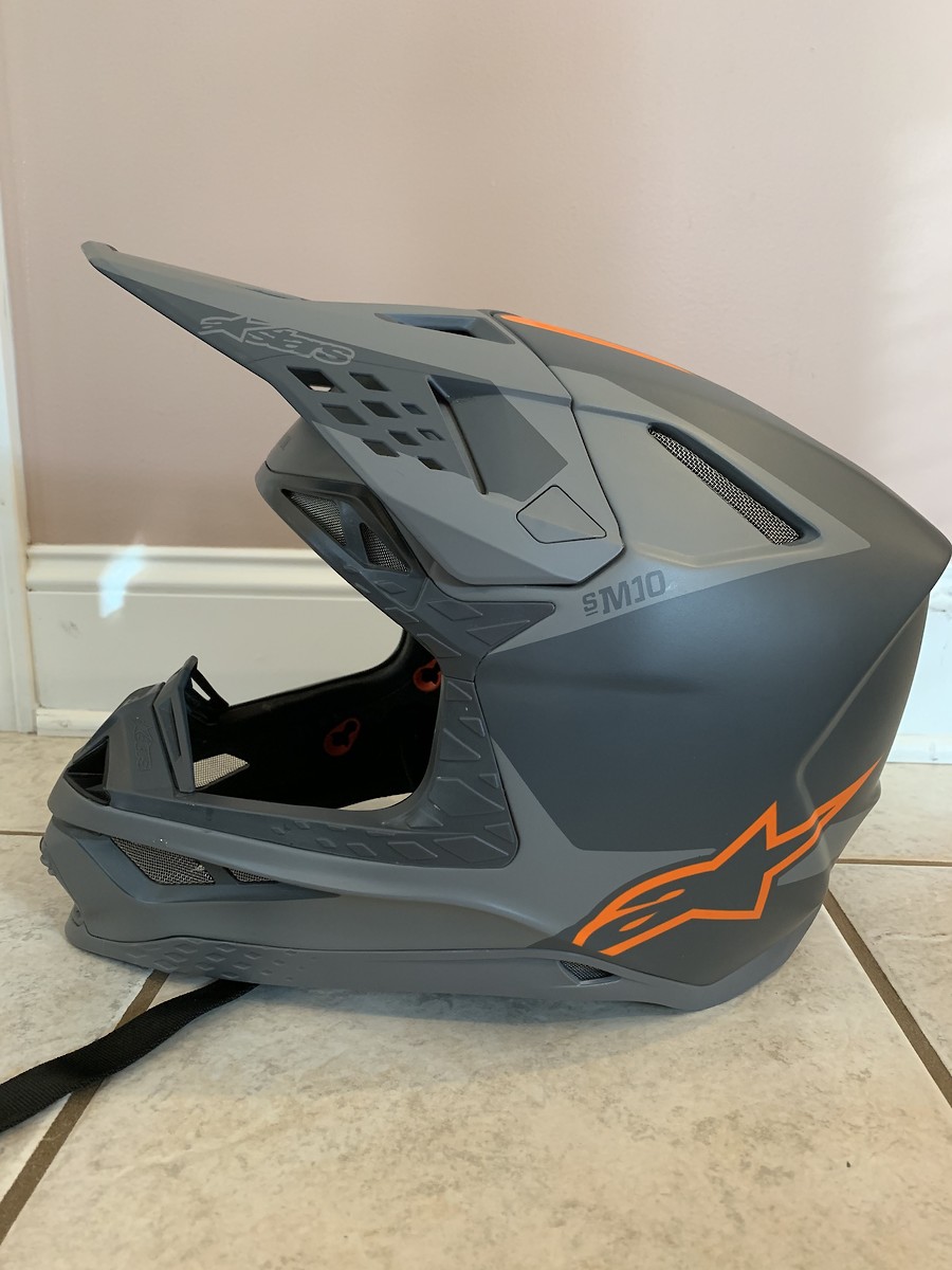 Alpinestars SM10 sz L and 100 goggles For Sale/Bazaar Motocross