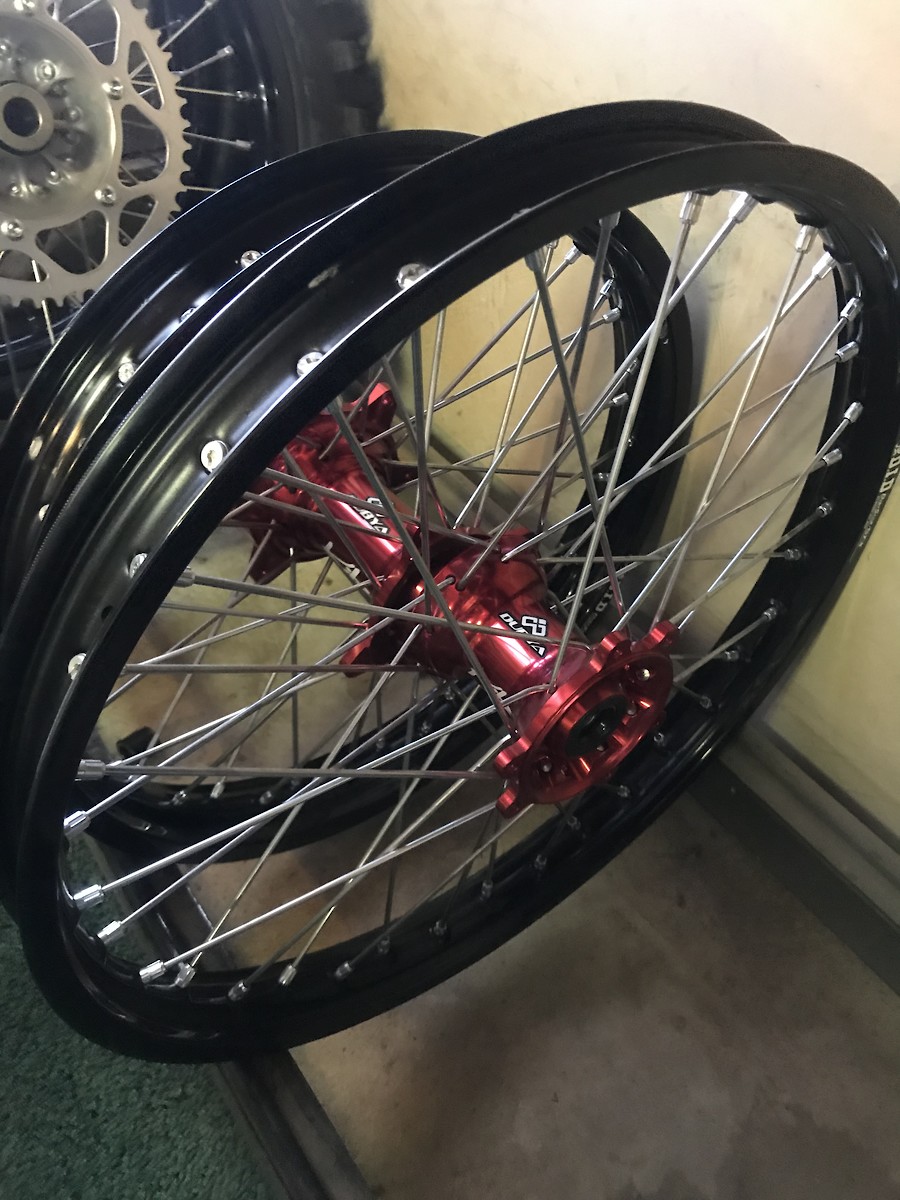 Crf dubya wheels DID stx , kite hubs 21/19 For Sale/Bazaar