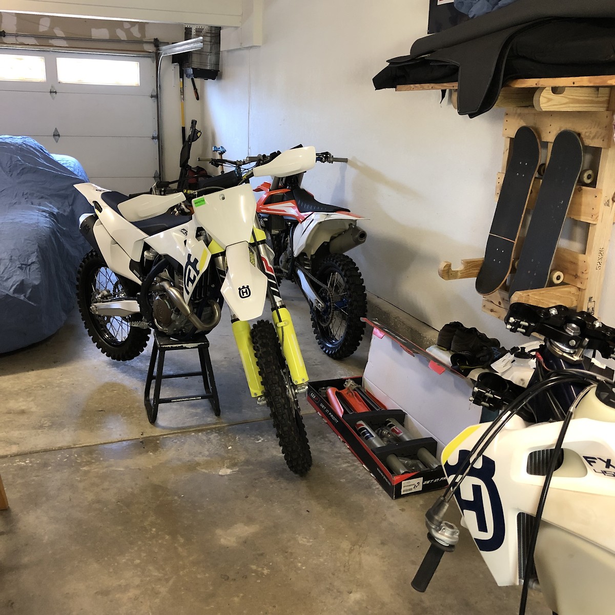 6 days dirt bike