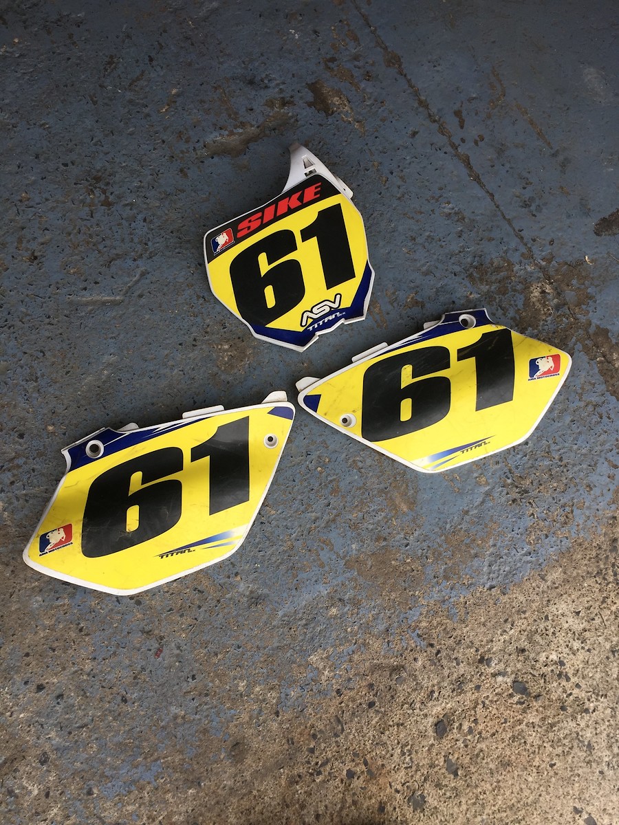 YZ WR Plastic Bolt Set 78-Piece Fastmetric Plastics & Body Bolt Kit For Yamaha YZ/WR (YZ80, YZ85, YZ125, YZ250) – Zinc Plated 78 Piece Metric Bolt Set - Foto 10