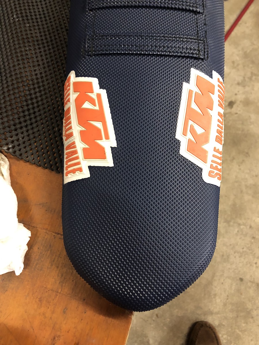 Ktm factory edition seat cover For Sale/Bazaar Motocross Forums