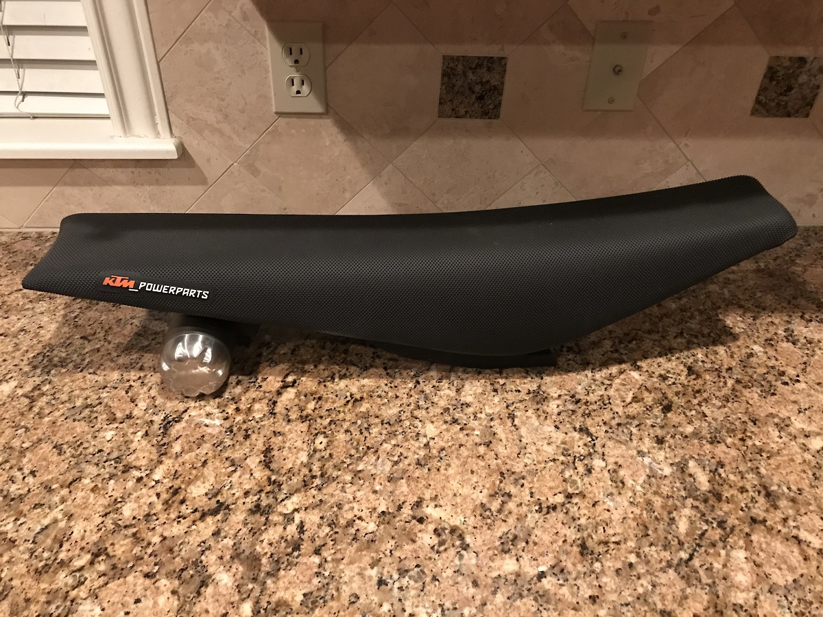 low profile ktm seat