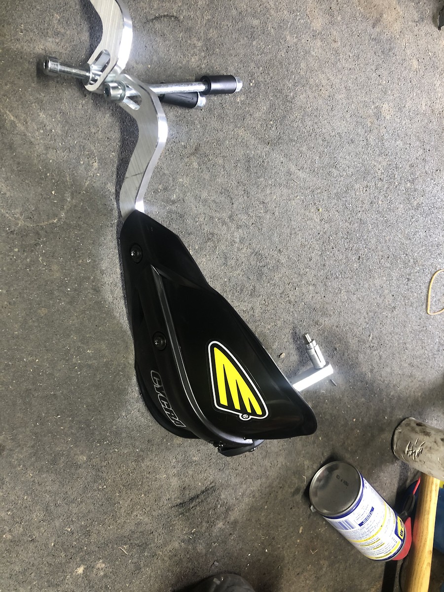 Fast flexx bars with cycra handguards. For Sale/Bazaar Motocross