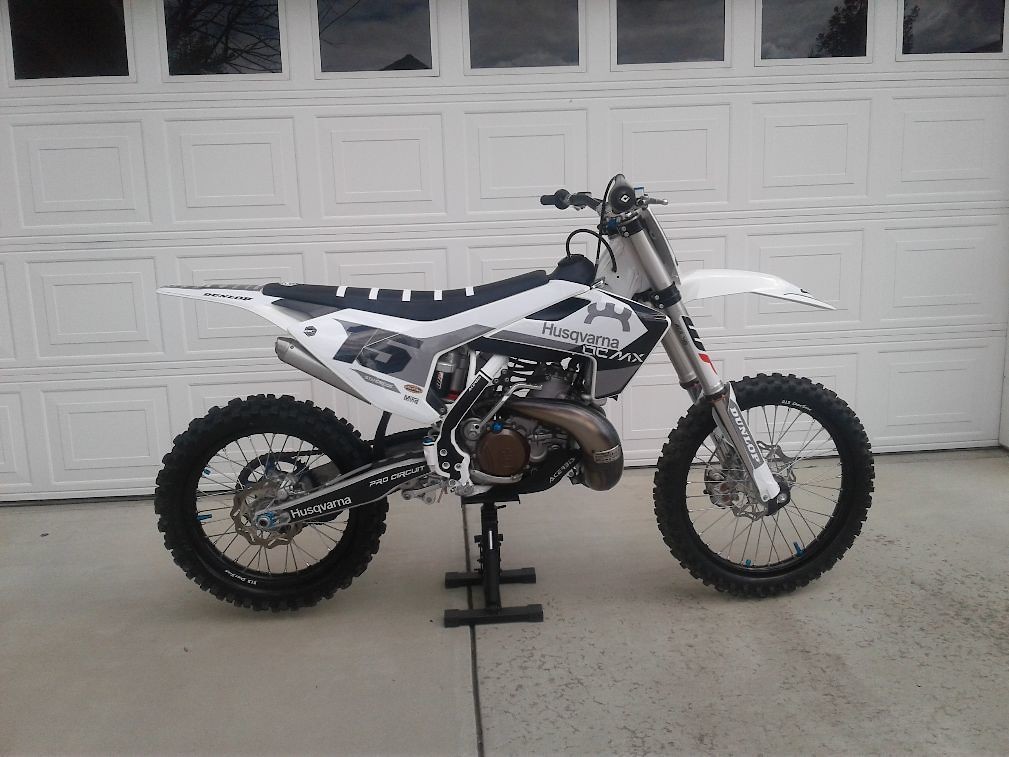 husky dual sport