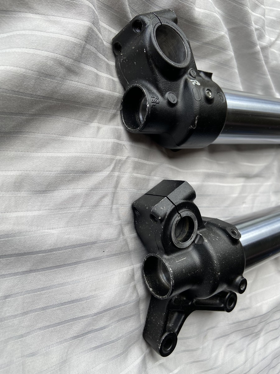 2018 KYB inner fork / lower fork tubes and lugs For Sale/Bazaar