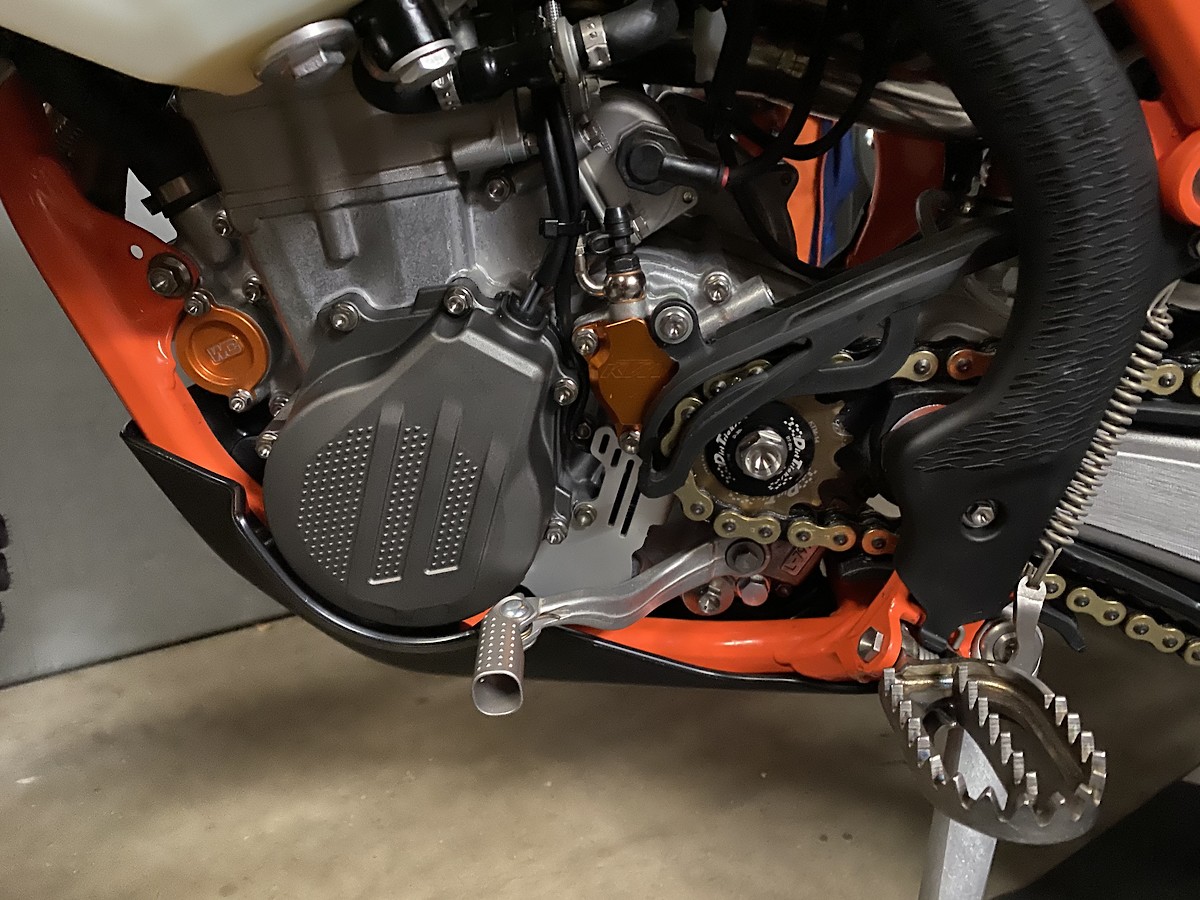 KTM Inner Clutch cover (ceracoated) ‘17‘19 For Sale/Bazaar