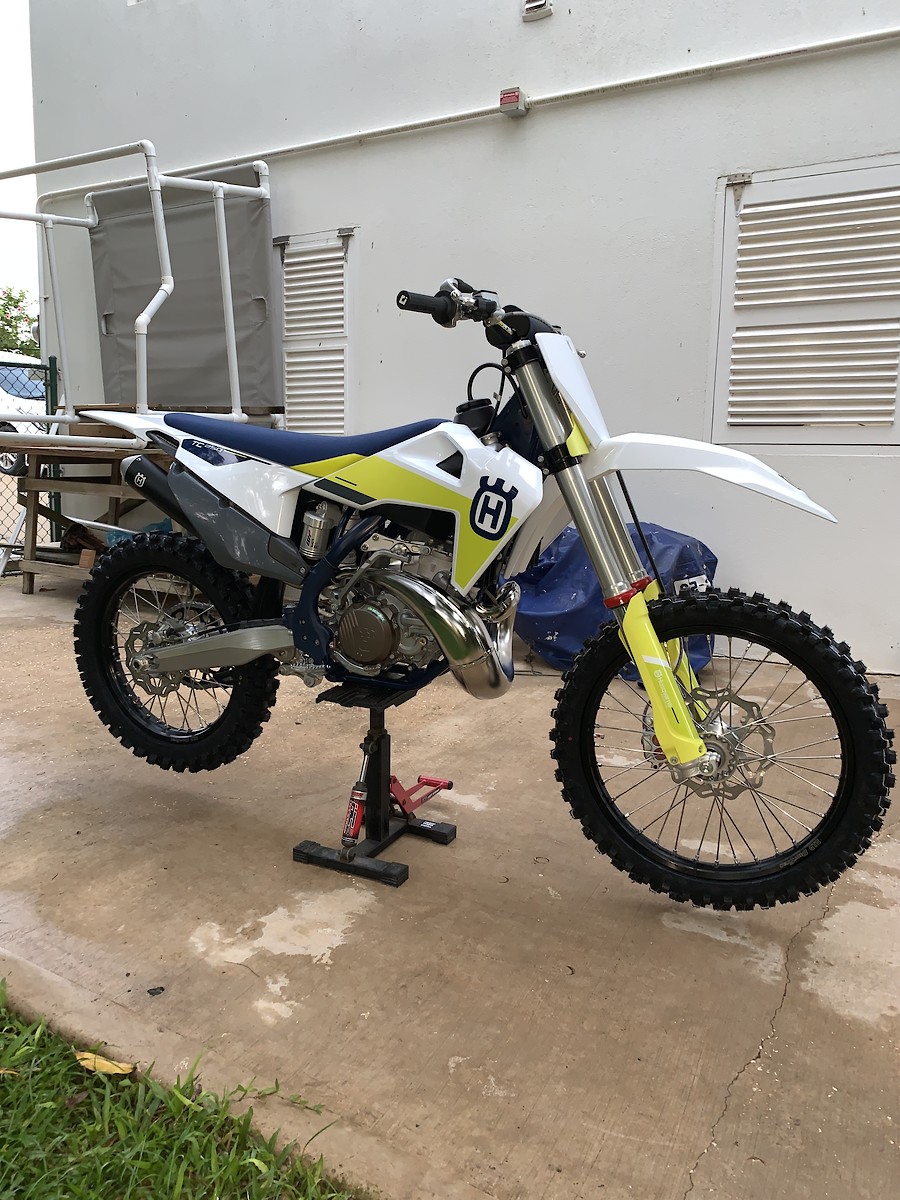 250 2 sale stroke husqvarna