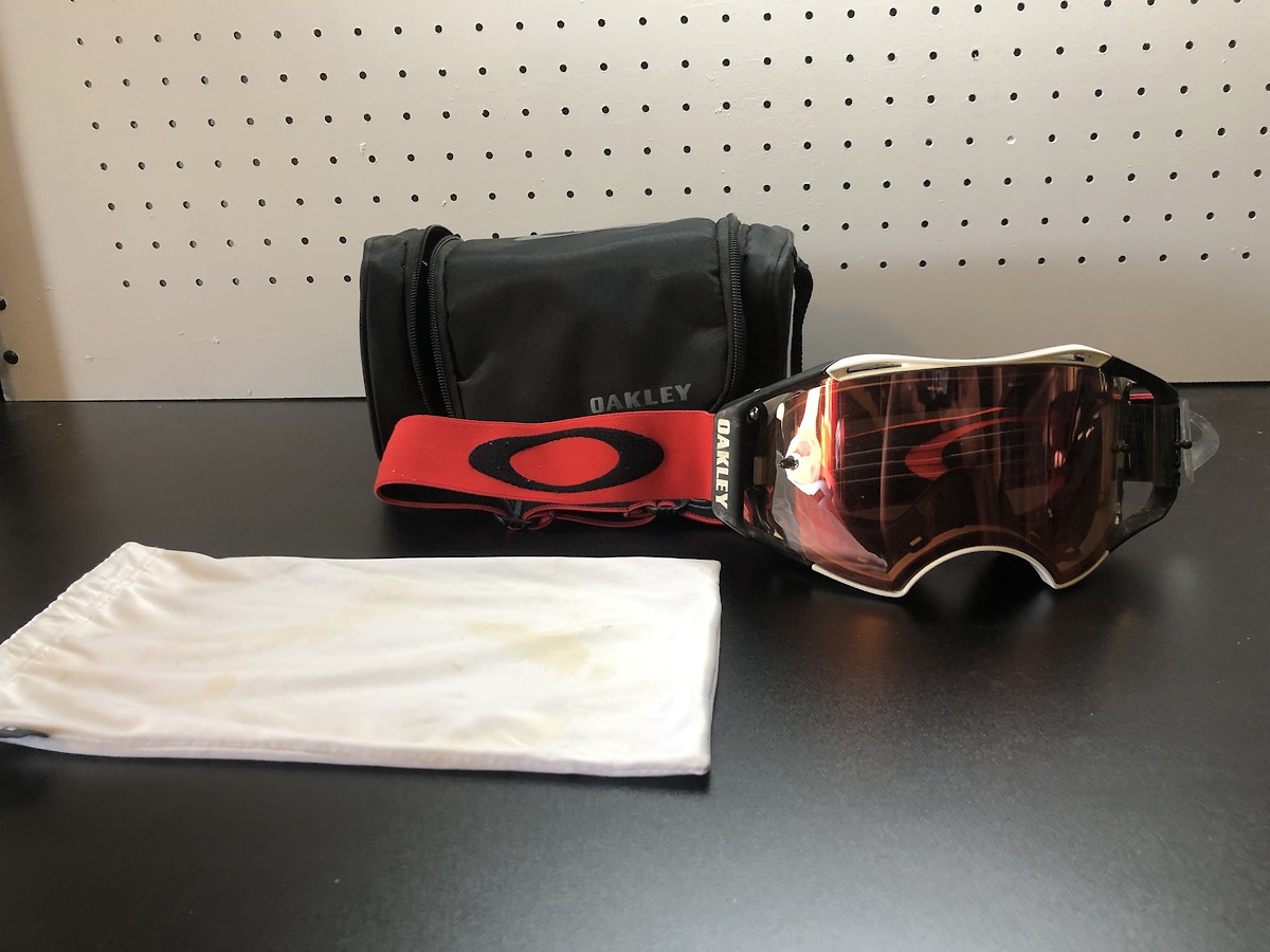 Oakley airframe goggles - For Sale/Bazaar - Motocross Forums / Message ...