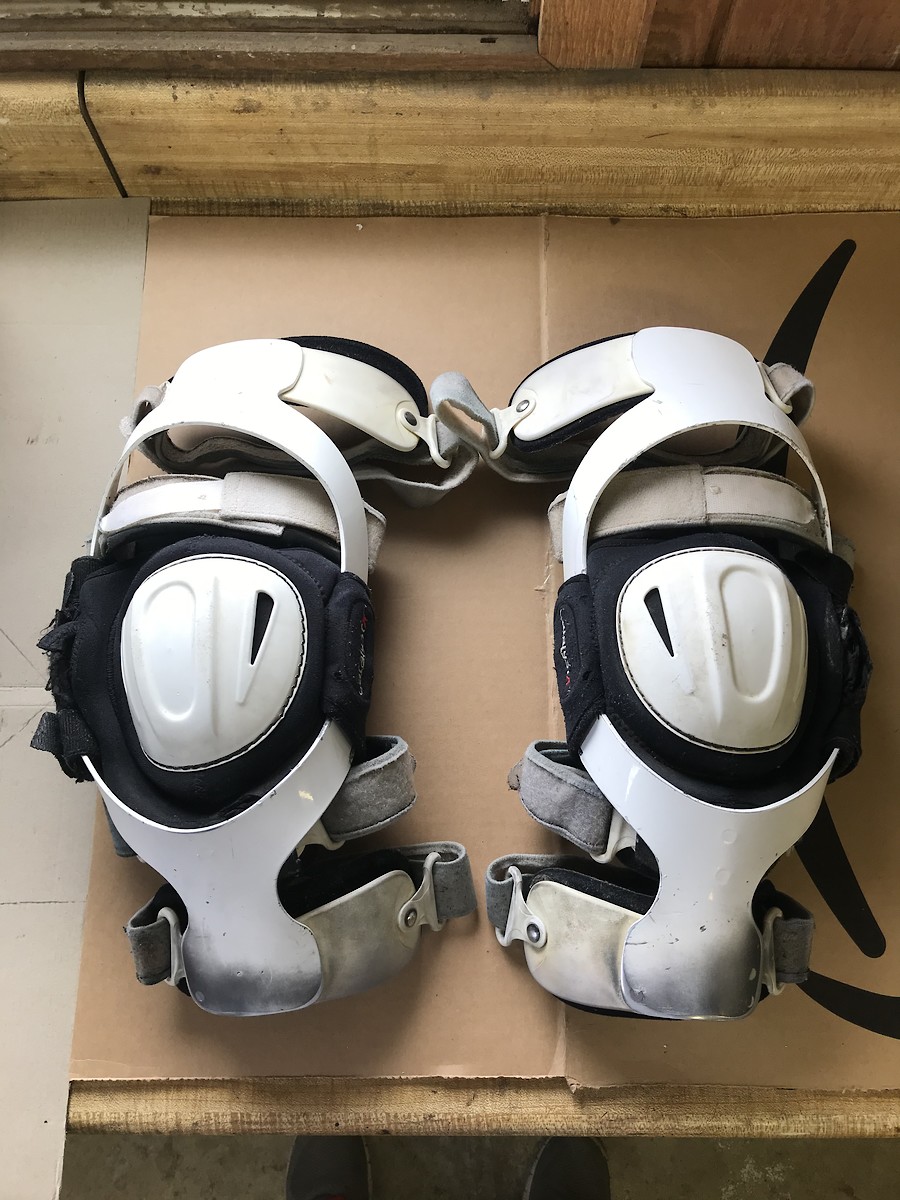 TLD Catalyst X Knee Braces For Sale/Bazaar Motocross Forums
