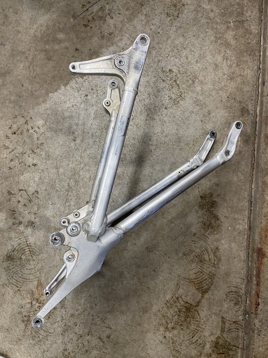 Crf skid plates (‘14‘17) and subframes (‘14‘17) and (‘18‘20) For