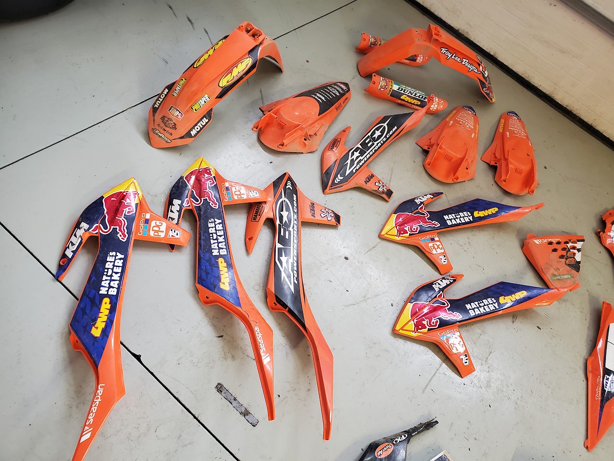 Race team plastics For Sale/Bazaar Motocross Forums / Message