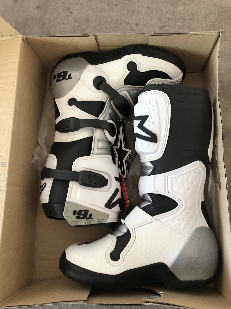 Alpinestars tech 6s Clearance