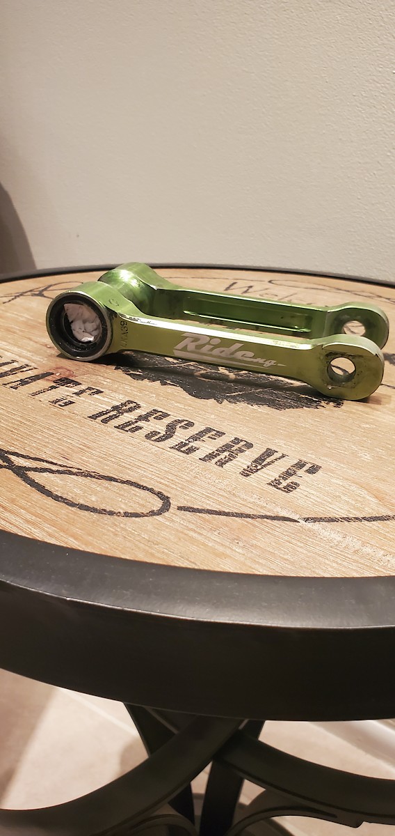 19+ KX450, 2122 KX250 Ride engineering link and EVS knee braces For