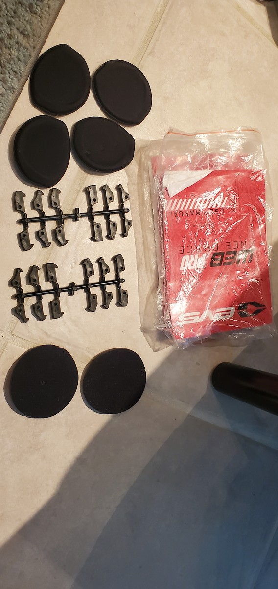 19+ KX450, 2122 KX250 Ride engineering link and EVS knee braces For