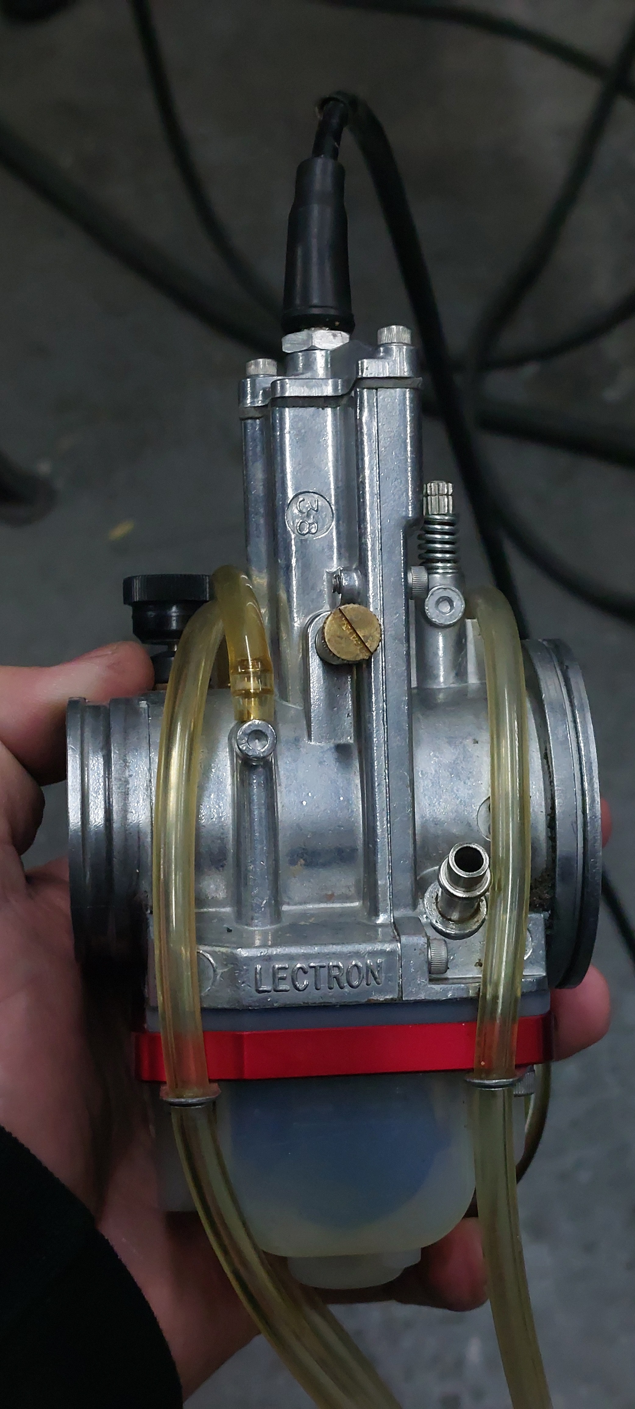 Lectron carb 38mm pulled off 02 cr250 For Sale/Bazaar Motocross