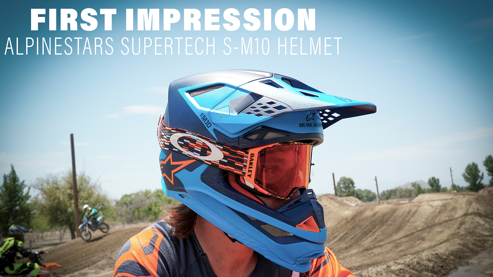 alpinestars supertech m1 helmet