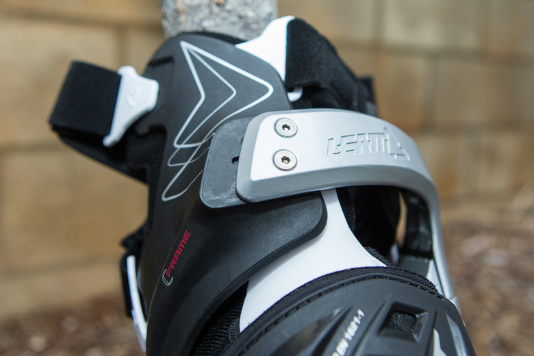 Leatt CFrame Knee Braces Reviews, Comparisons, Specs Motocross