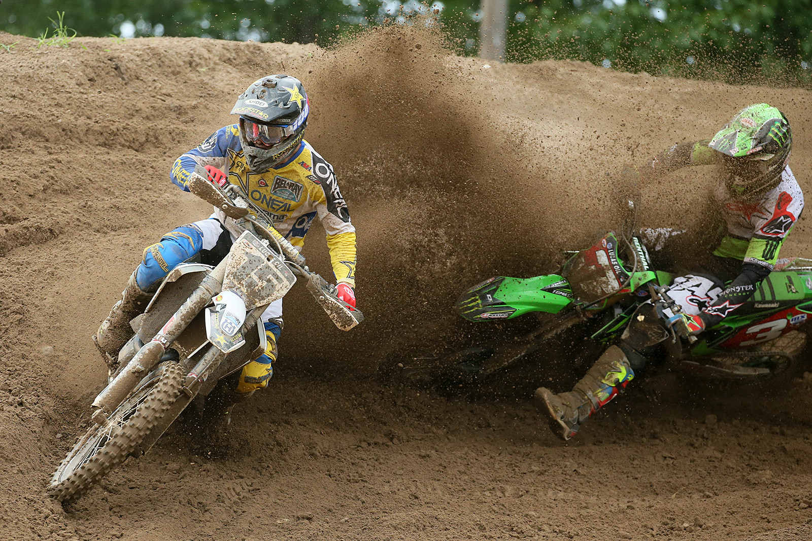 Dean Wilson (left) and Eli Tomac.