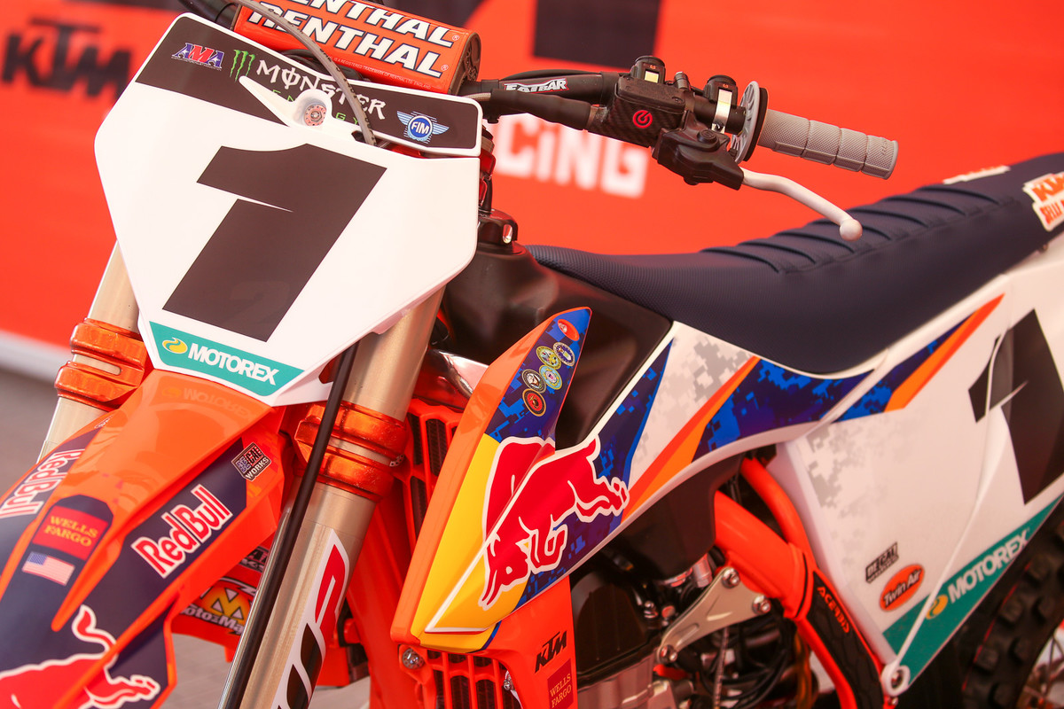 Getting anything substation approved through the layers of corporate red tape is tough for the Red Bull KTM crew, but this year's design was cool, yet subtle, and honored all the branches of the military. There was a custom Renthal pad added later that matched the black/white digital camo.