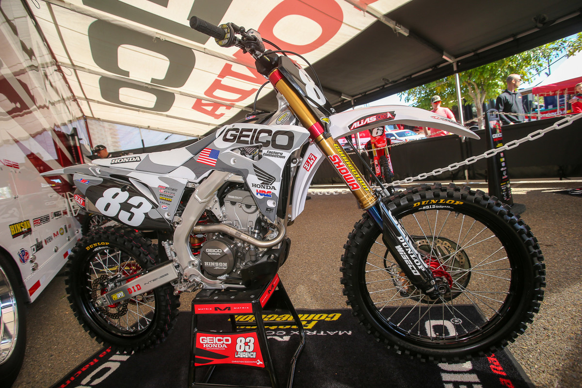 Here's the look that the GEICO Honda crew would have used...if they had any healthy riders. With both Jett Lawrence and Christian Craig on the sidelines, they opened up their rig to the public for tours.