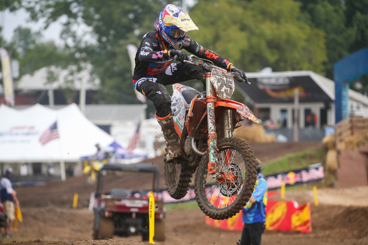 Vital MX Pit Bits: Loretta's 1 - Motocross Feature Stories - Vital MX