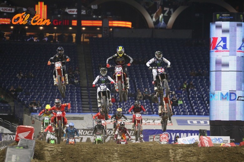 250 Main Event start.