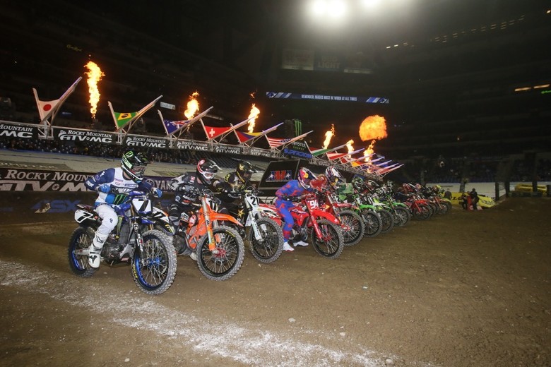 450 Main Event start.