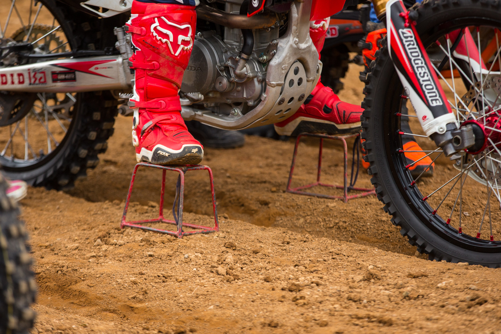 Starting Blocks Vital MX Pit Bits 2017 Sugo AllJapan National