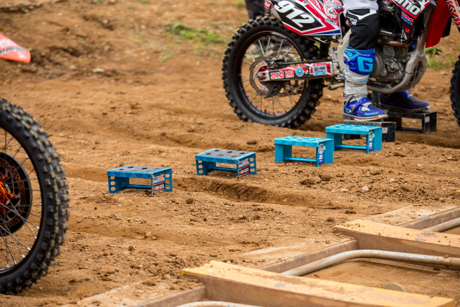 Starting Blocks Vital MX Pit Bits 2017 Sugo AllJapan National