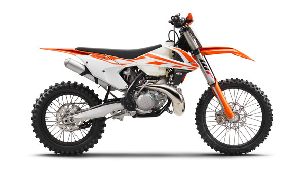 2017 Ktm 300 Xc First Look 2017 Ktm Motocross And Cross Country Line Motocross Pictures Vital Mx