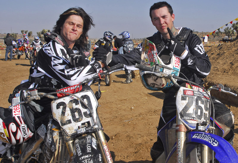 twitch dirt bike rider