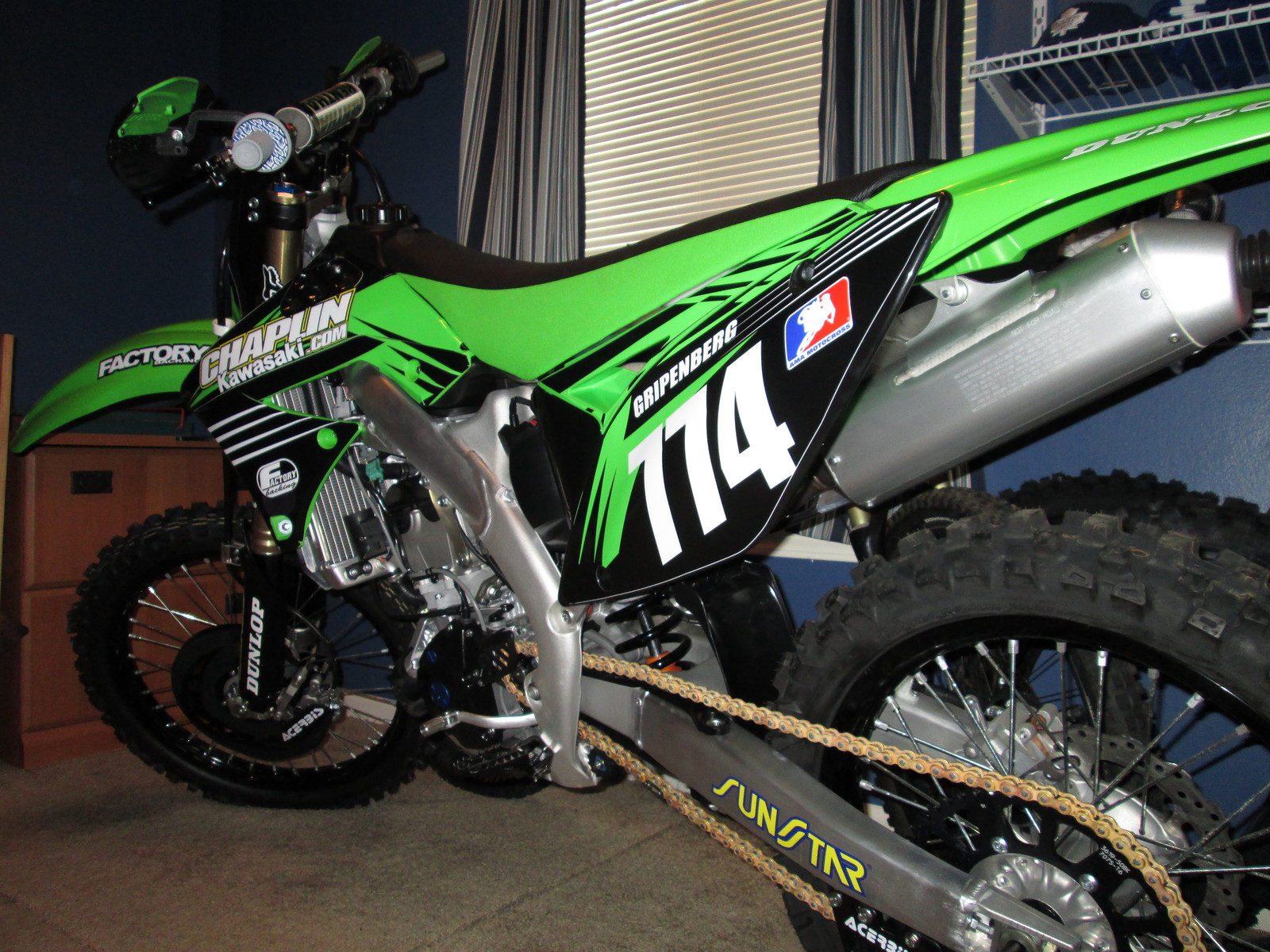 Chaplin Kawasaki Graphics Chaplin Kawasaki Graphics